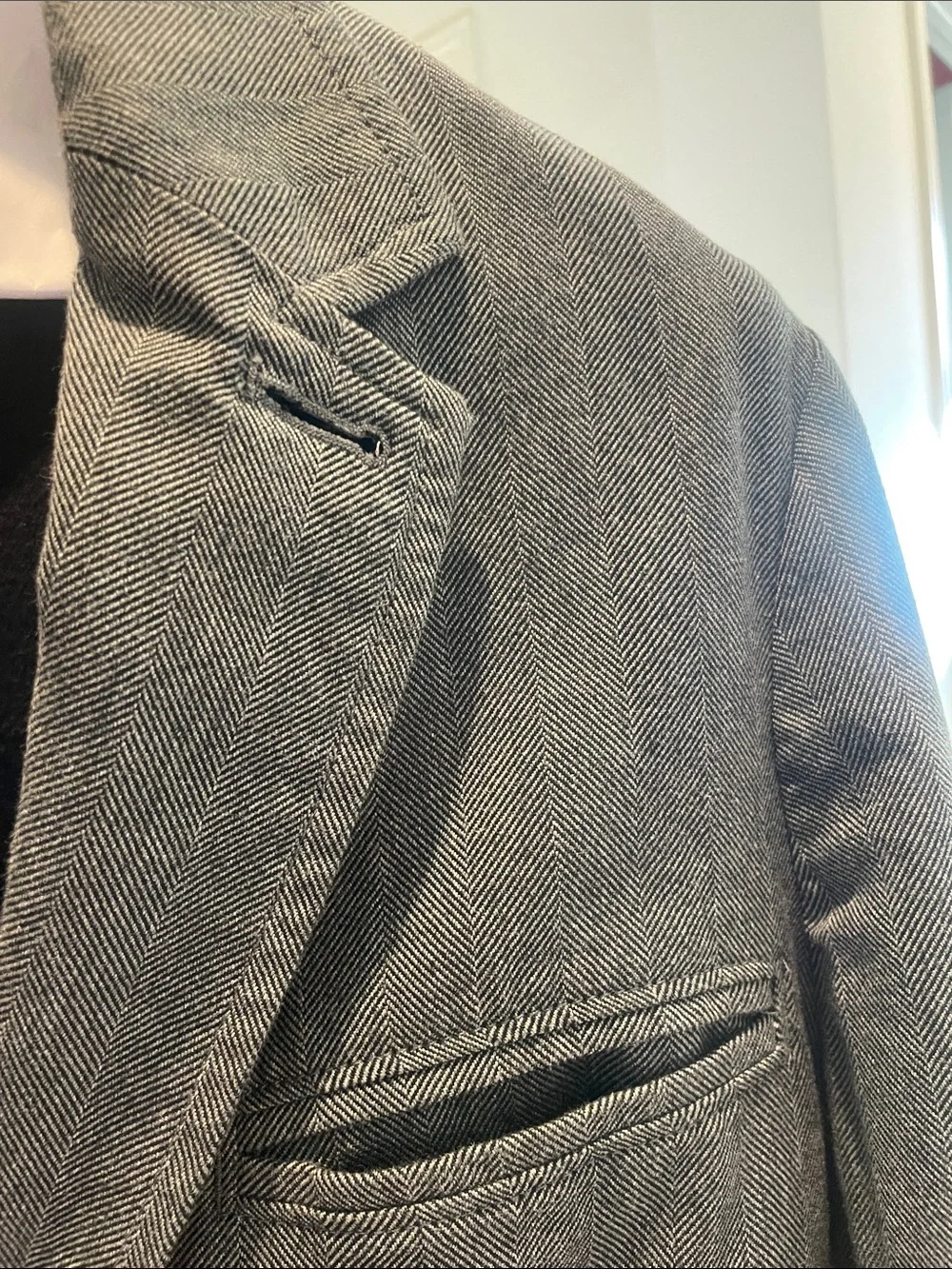 GAP Men's Gray Three-Button Blazer